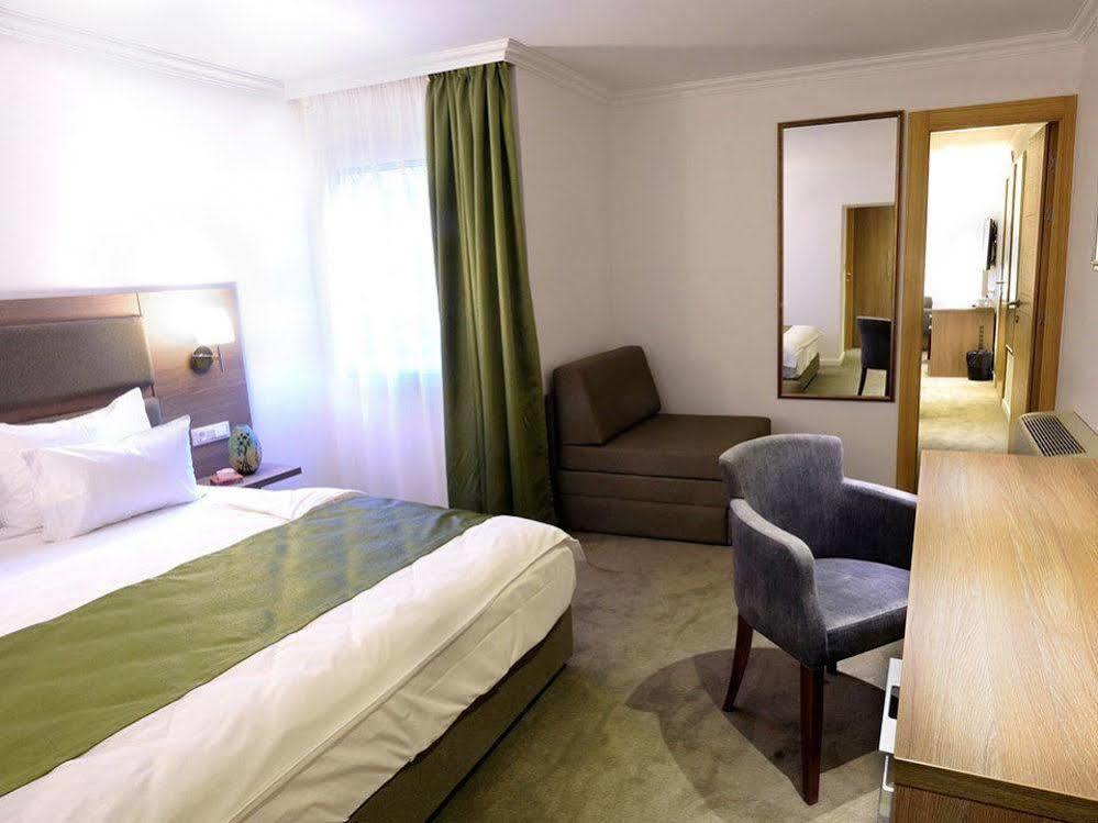 Hotel Opera Garni 贝尔格莱德 外观 照片